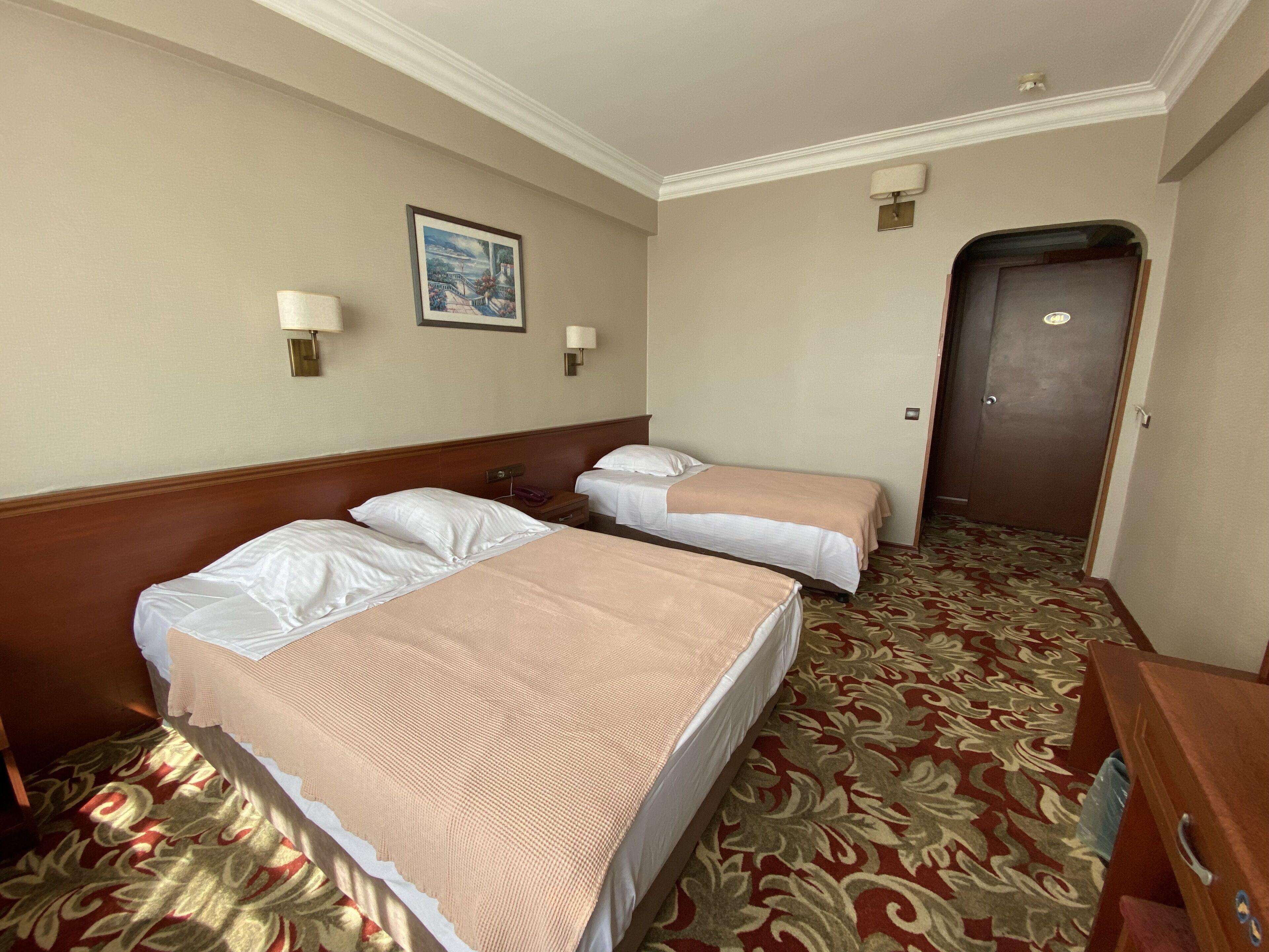Hotel Monopol — Fotos 1